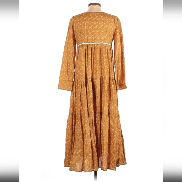 Christy Dawn Paloma Dress in Biscotti Cosmos Floral - Picture 5 of 7